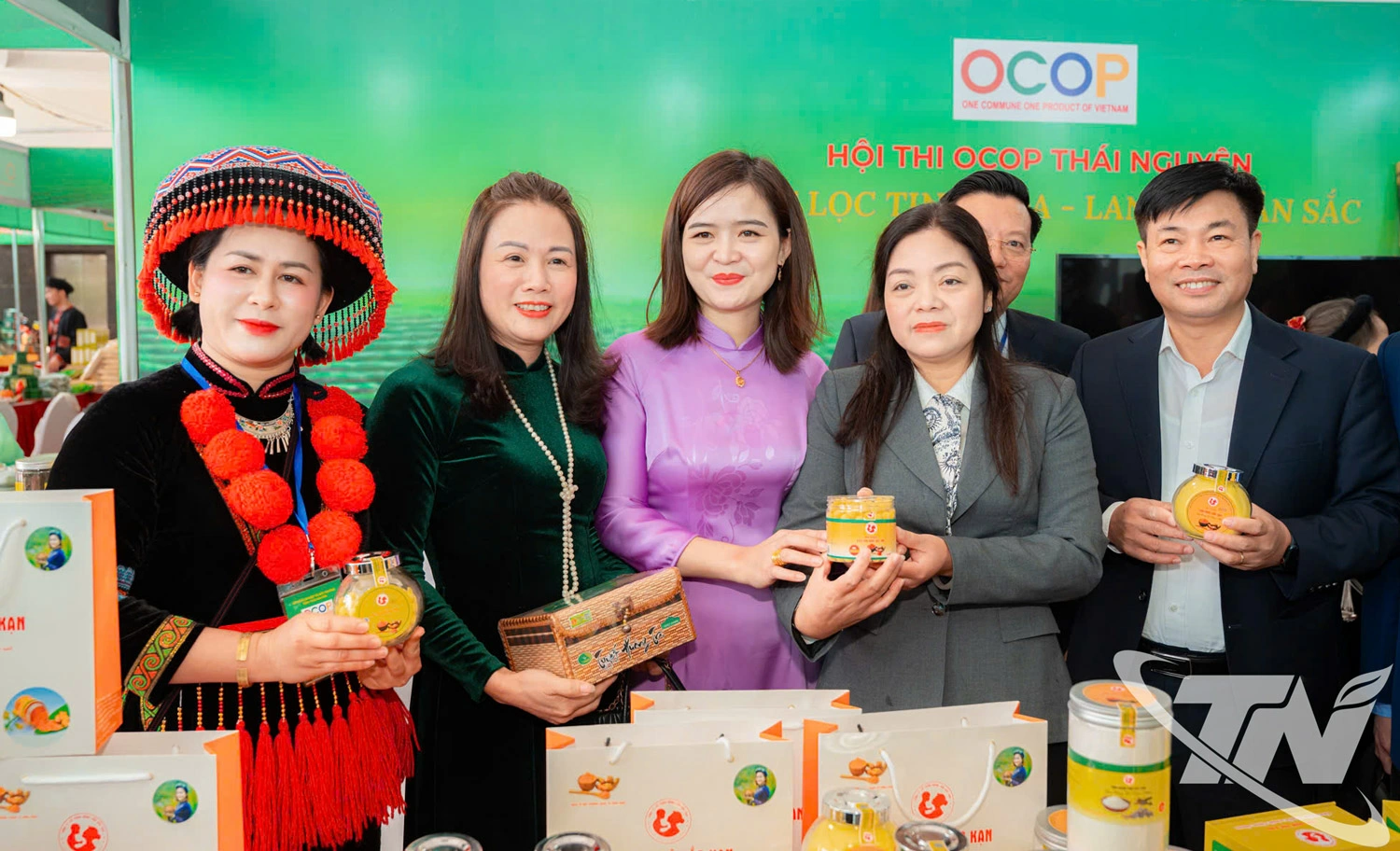 C&ocirc;ng ty CP N&ocirc;ng sản Bắc Kạn c&oacute; 2 sản phẩm từ nghệ đạt OCOP 4 sao.