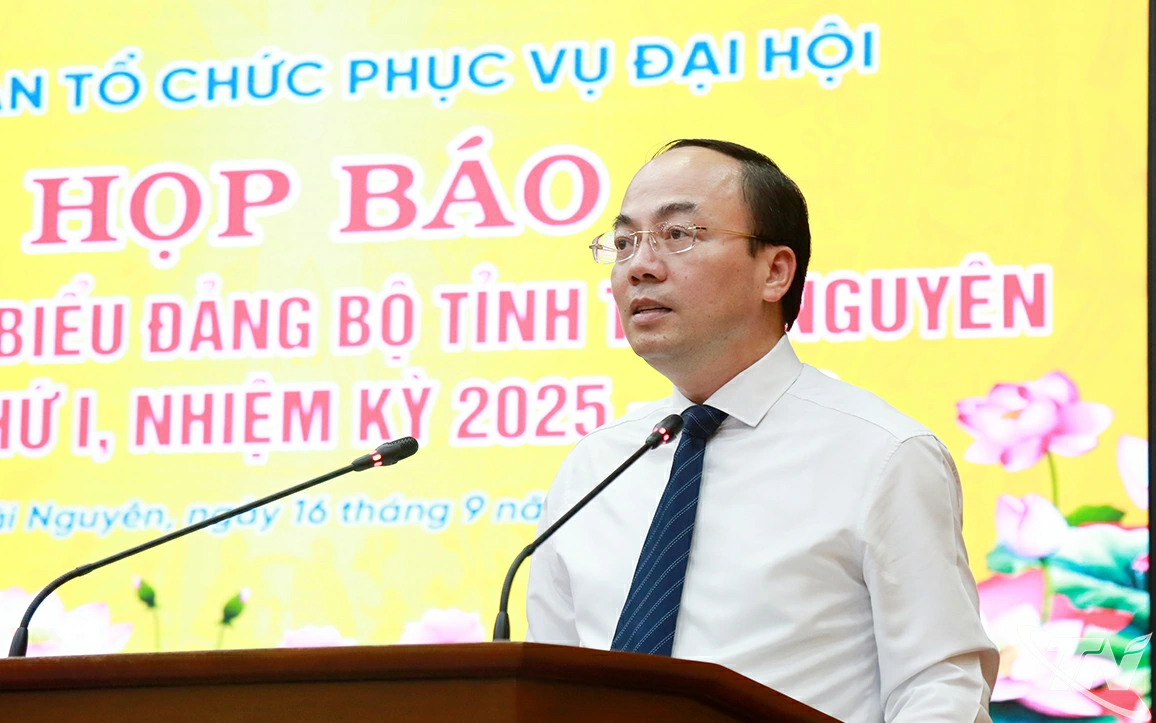 Đồng chí Nguyễn Đăng Bình, Phó Bí thư Thường trực Tỉnh ủy, Chủ tịch HĐND tỉnh, Trưởng Tiểu ban Tổ chức phục vụ Đại hội phát biểu khai mạc.