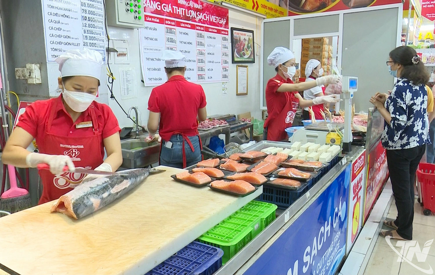 Lũy kế 2 tháng đầu năm, tổng mức bán lẻ và doanh thu dịch vụ tiêu dùng đạt trên 17.549 tỷ đồng, tăng 12,5%.