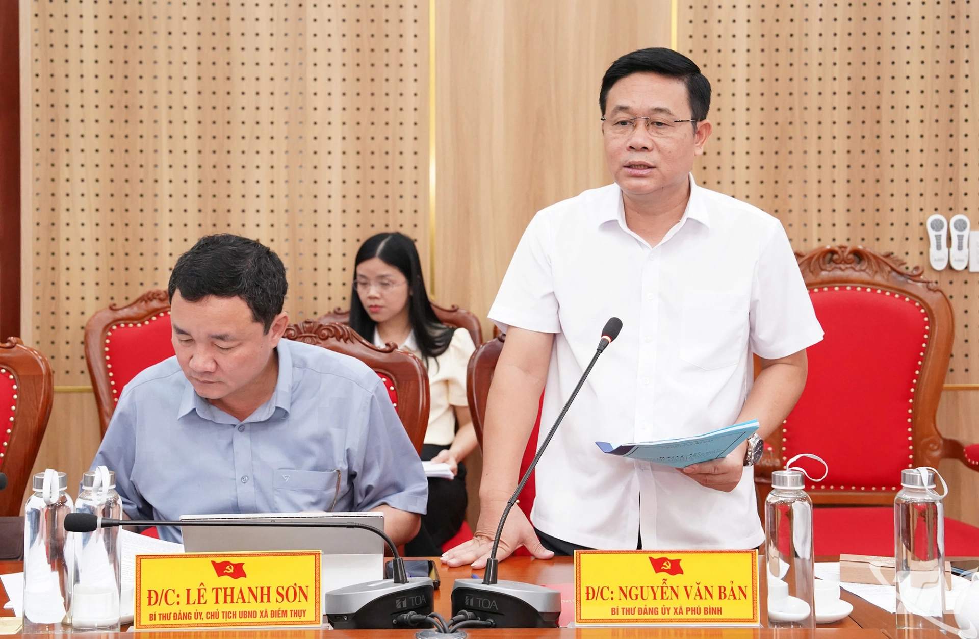 Đại biểu phát biểu tại buổi làm việc.