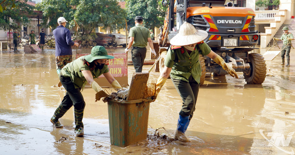 Cán bộ, chiến sĩ Công an tham gia 