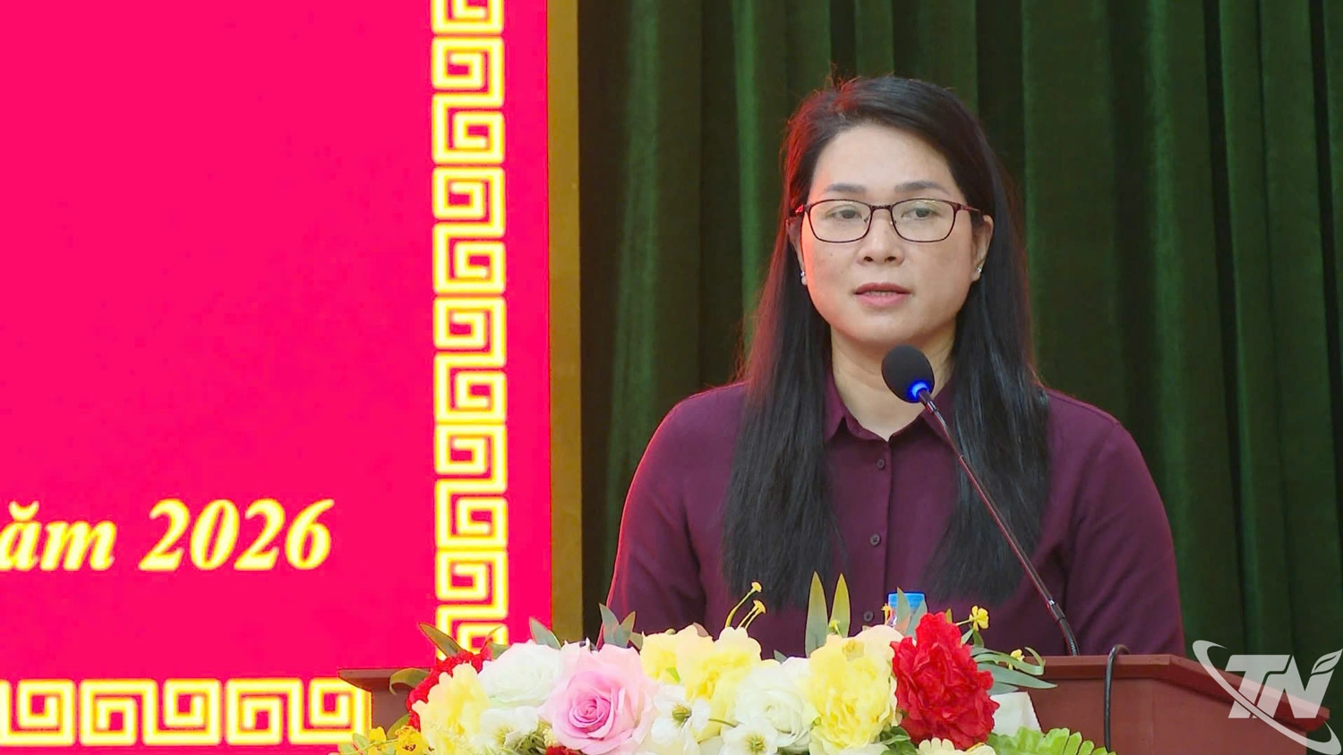 Ứng cử viên Đoàn Bách Thảo trình bày chương trình hành động tại Hội nghị.