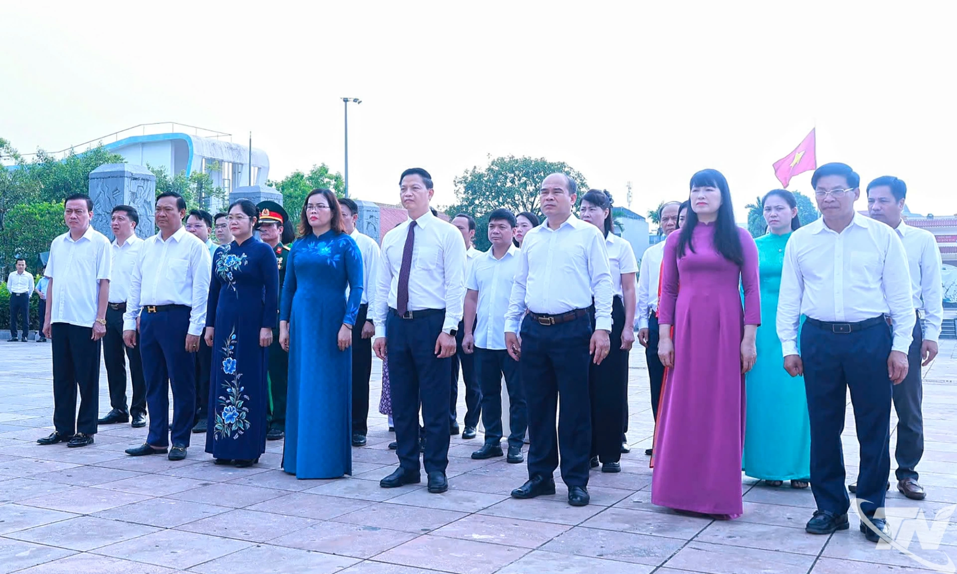 Đoàn đại biểu lãnh đạo tỉnh Thái Nguyên