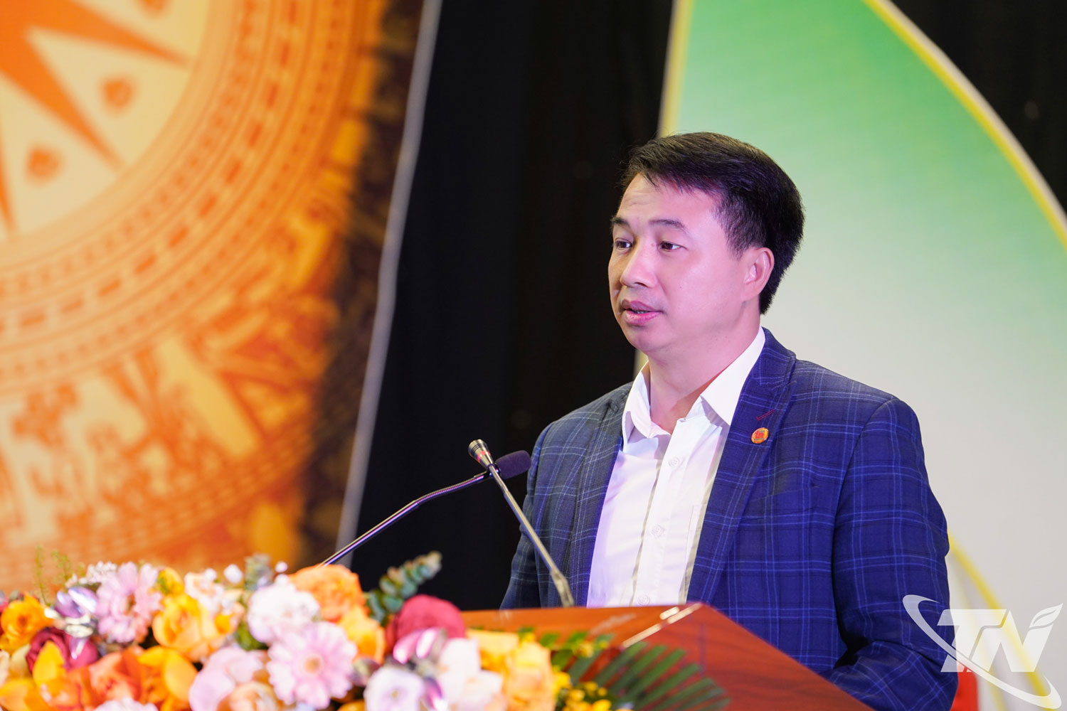 Đại diện c&aacute;c ph&ograve;ng chuy&ecirc;n m&ocirc;n của B&aacute;o v&agrave; Ph&aacute;t thanh, Truyền h&igrave;nh Th&aacute;i Nguy&ecirc;n ph&aacute;t biểu tham luận tại Hội nghị.