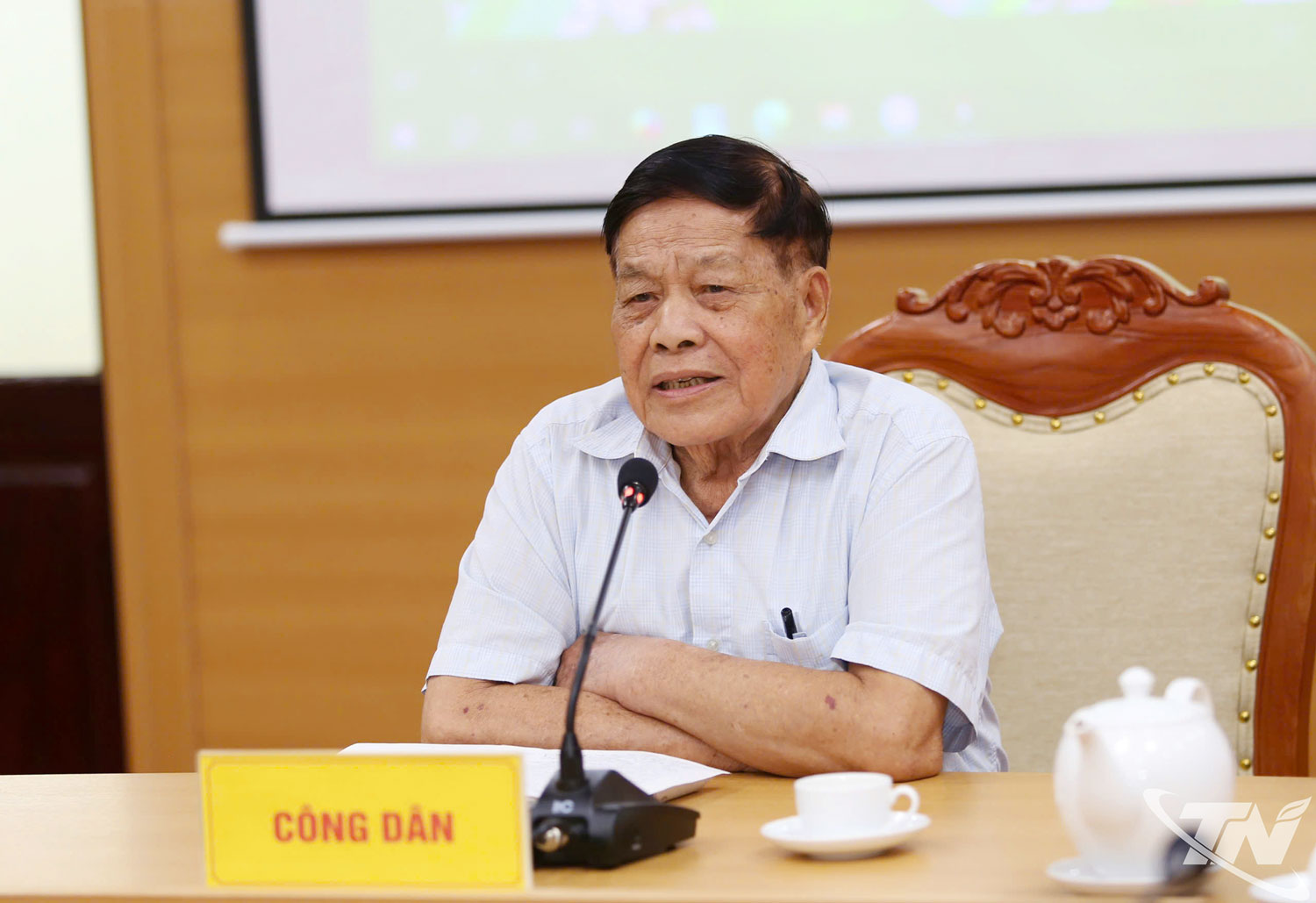 Công dân Tô Văn Thủ trình bày kiến nghị tại buổi tiếp.