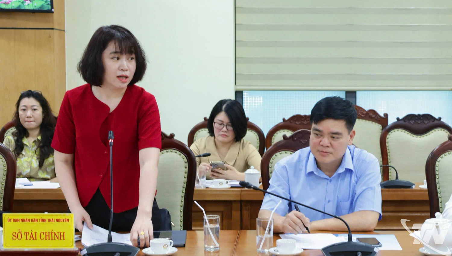 Đại biểu phát biểu ý kiến tại Hội nghị.