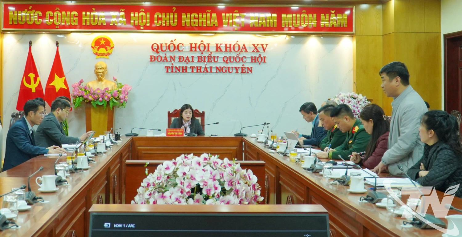 C&aacute;c đại biểu dự cuộc họp.