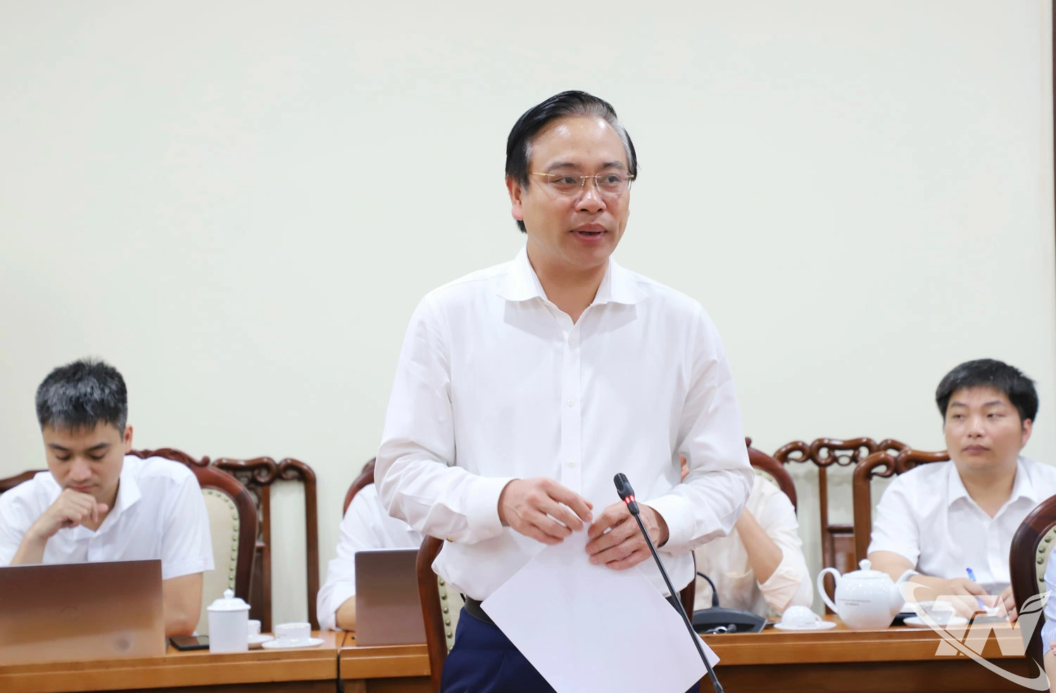 Đồng chí Phó Chủ tịch UBND tỉnh Ninh Bình Đặng Thanh Sơn phát biểu.