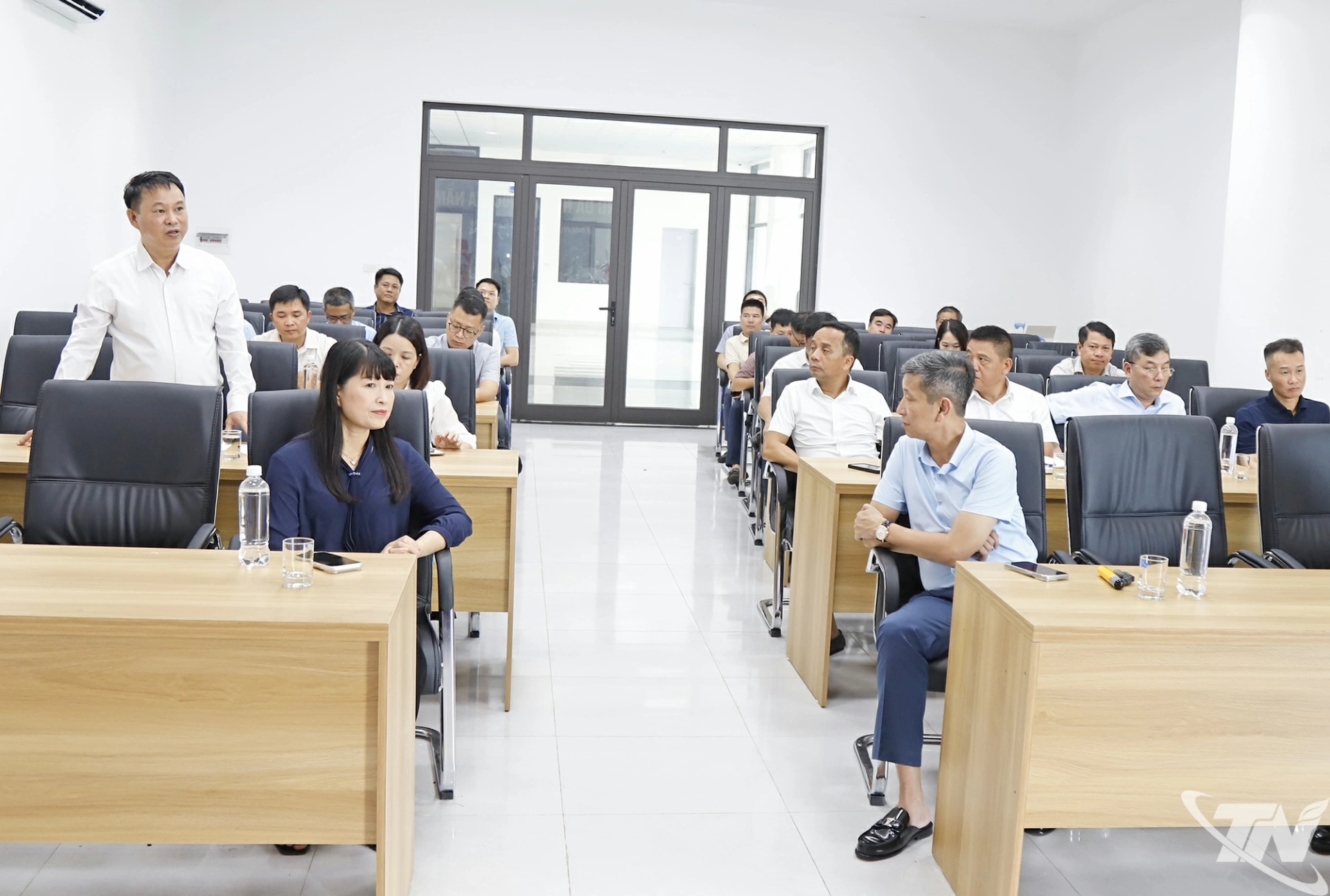 Lãnh đạo Sở Xây dựng tỉnh Thái Nguyên báo cáo tại buổi khảo sát.
