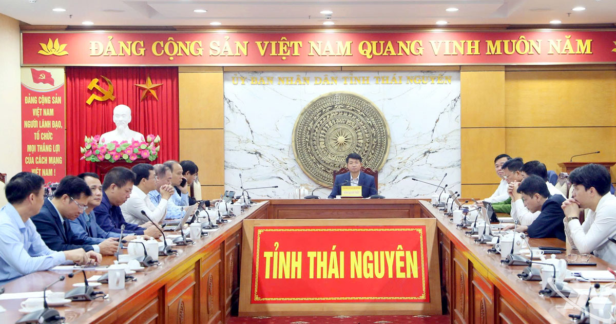 Đại biểu tham dự Diễn đ&agrave;n tại điểm cầu trực tuyến tỉnh Th&aacute;i Nguy&ecirc;n.