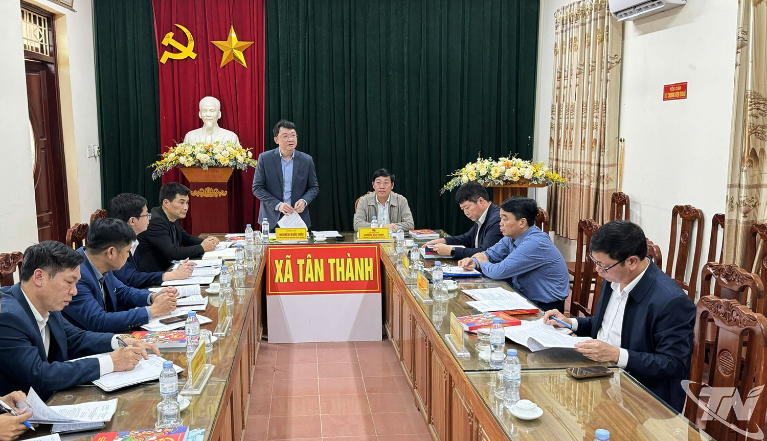 Đo&agrave;n kiểm tra, gi&aacute;m s&aacute;t số 9 kiểm tra c&ocirc;ng t&aacute;c chuẩn bị bầu cử đại biểu Quốc hội kh&oacute;a XVI v&agrave; bầu cử đại biểu HĐND c&aacute;c cấp, nhiệm kỳ 2026-2031, tại x&atilde; T&acirc;n Th&agrave;nh.