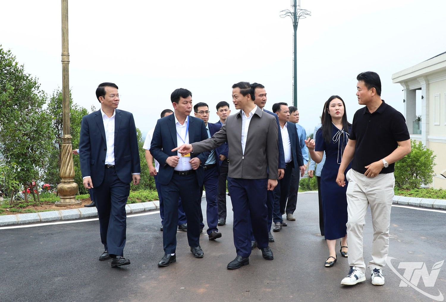 Đồng chí Chủ tịch UBND tỉnh Vương Quốc Tuấn kiểm tra tại sân Golf Glory.