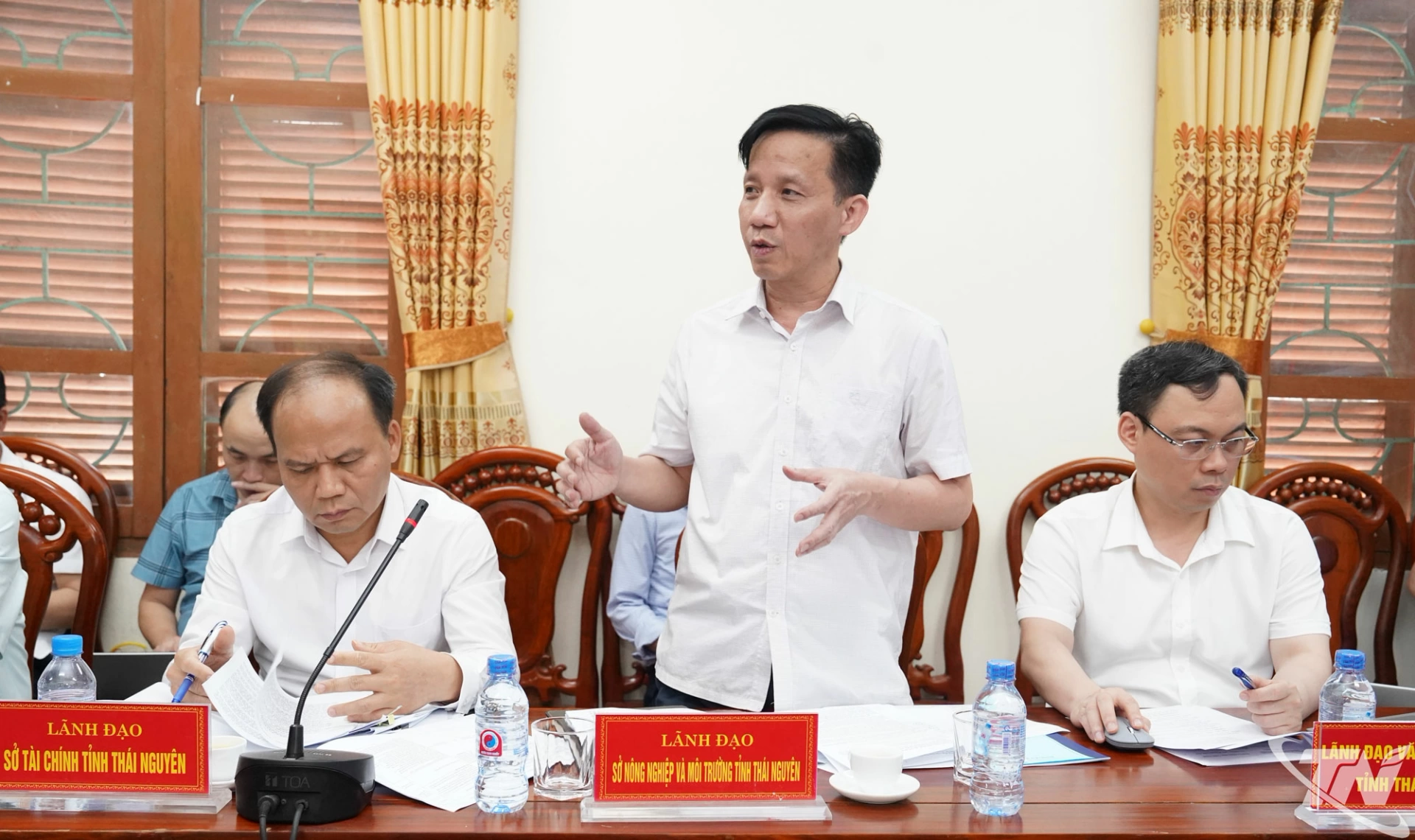 Lãnh đạo các sở phát biểu tại Hội nghị.