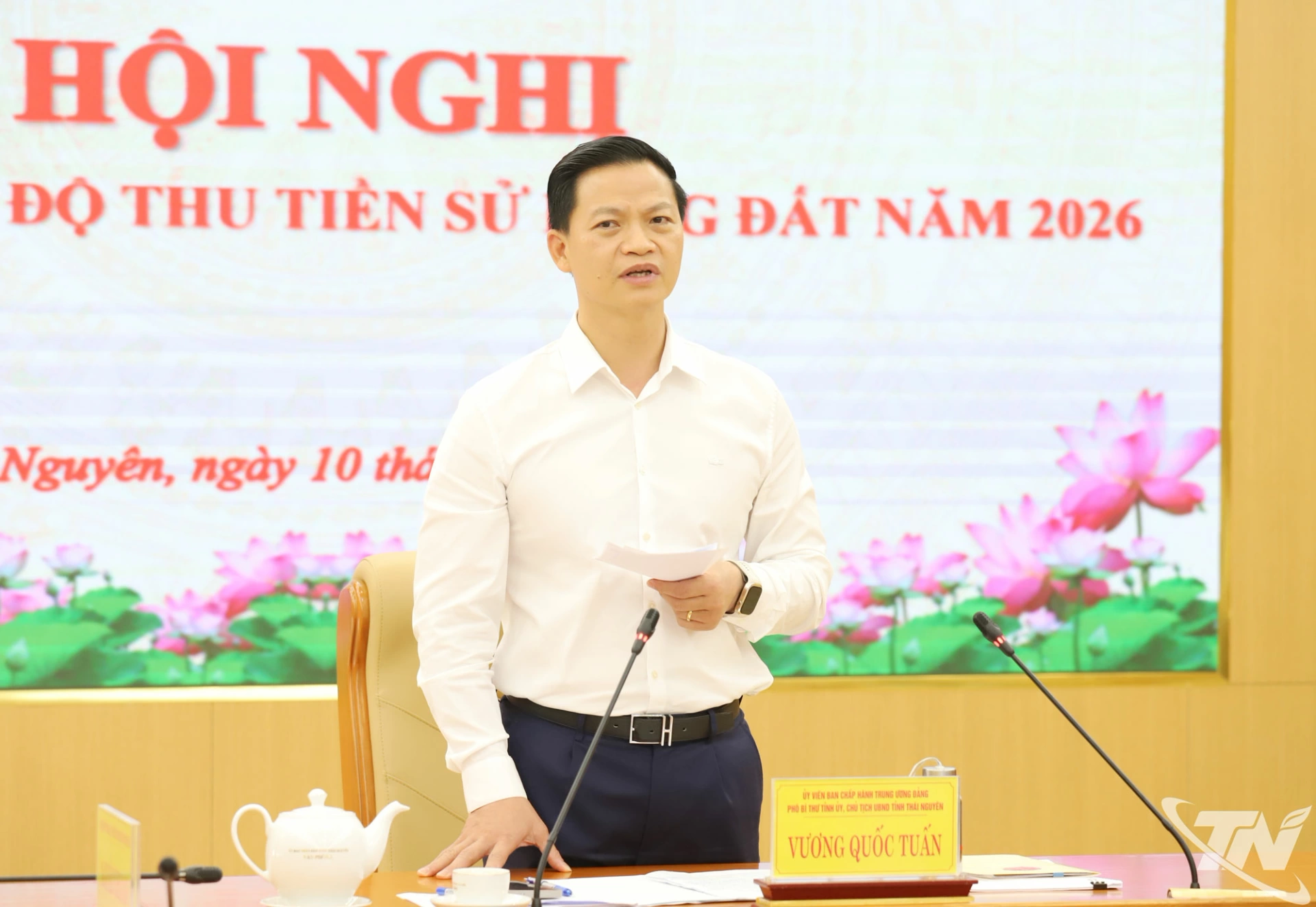 Đồng chí Chủ tịch UBND tỉnh Vương Quốc Tuấn phát biểu kết luận tại Hội nghị.