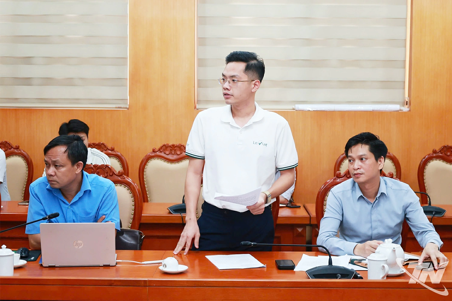 Đại diện chủ đầu tư phát biểu tại buổi làm việc.