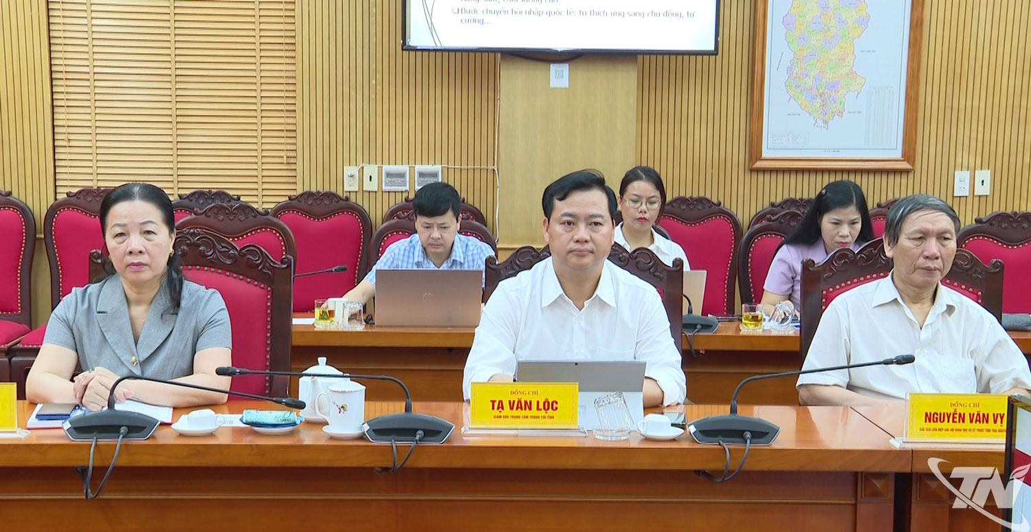 Các đại biểu dự Hội nghị
