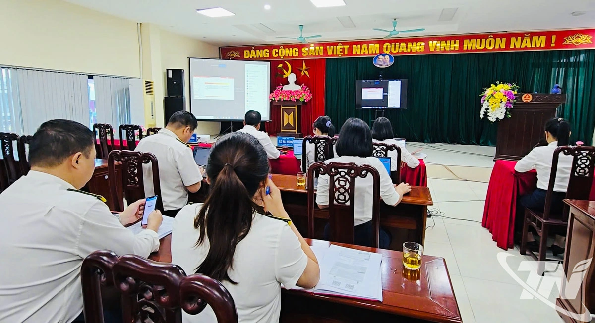 Các đại biểu dự Hội nghị.