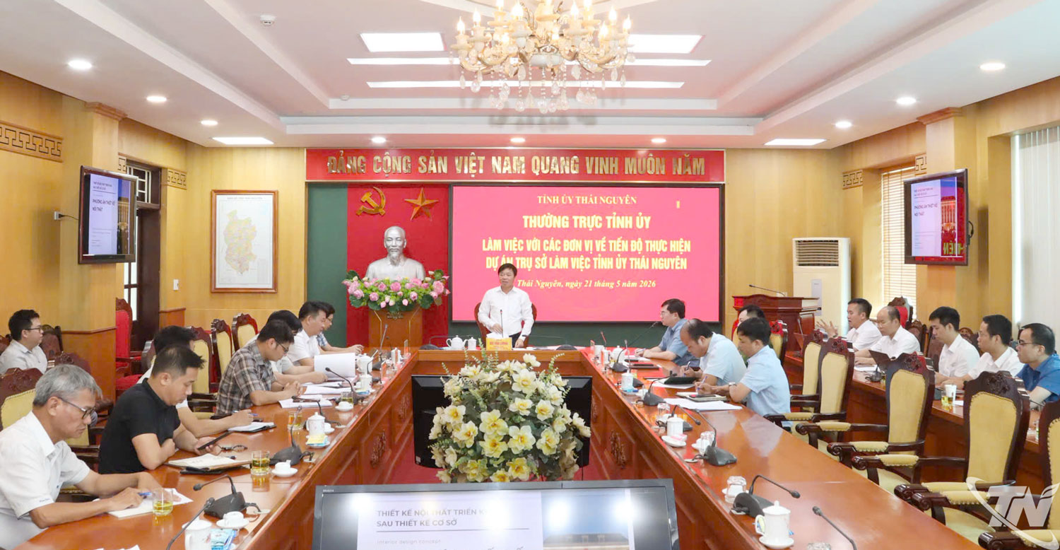 Quang cảnh buổi làm việc.