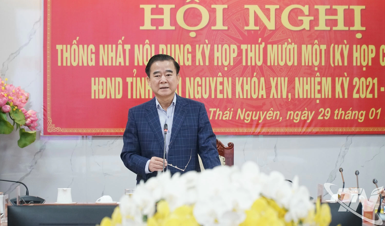 Đồng chí Phó Chủ tịch Thường trực HĐND tỉnh Đỗ Đức Công phát biểu kết luận Hội nghị.