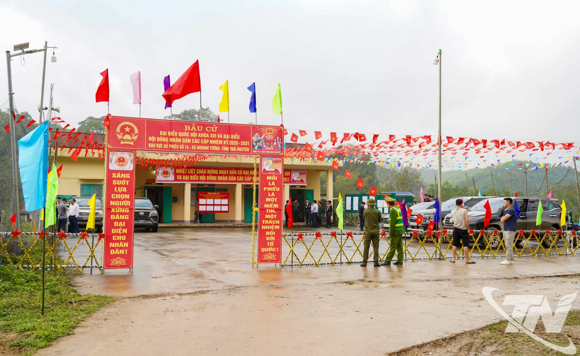 Phương án bảo đảm an ninh trật tự được xây dựng chặt chẽ tại Khu vực bỏ phiếu số 14, xóm Na Rang, xã Nghinh Tường.