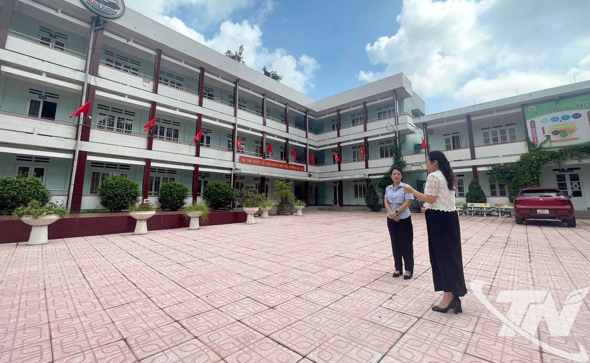 Năm học mới, Trường THCS Trưng Vương có 824 học sinh, chia thành 19 lớp