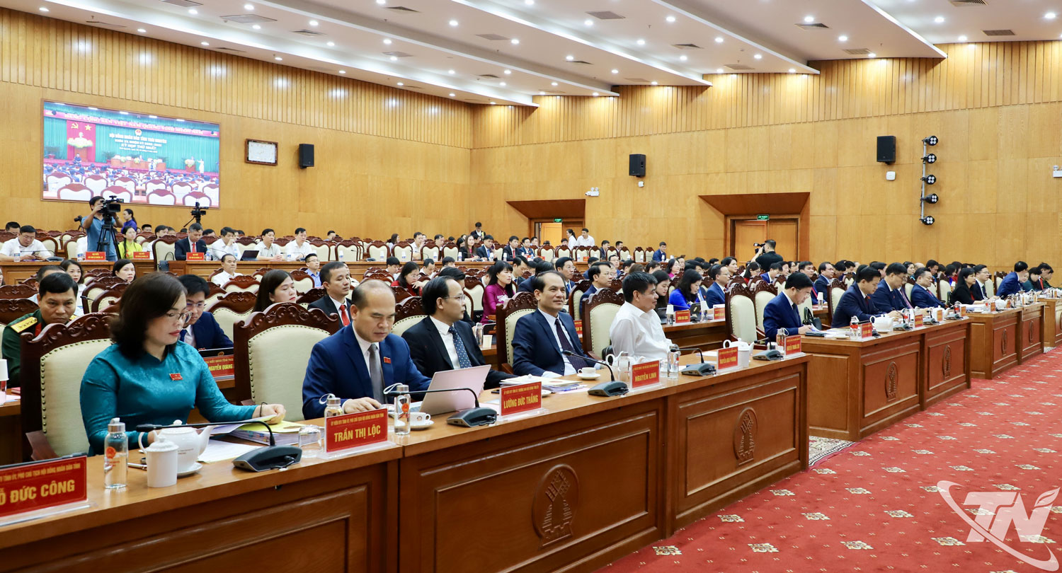 Đại biểu dự Kỳ họp.