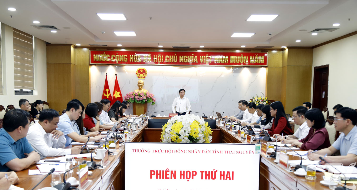 đồng chí Bùi Văn Lương, Phó Bí thư Tỉnh ủy, Chủ tịch HĐND tỉnh