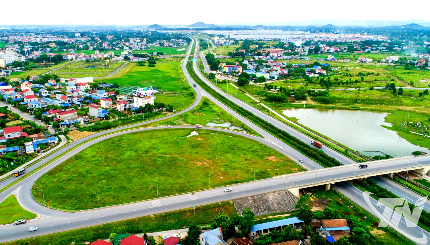 Với quan điểm giao thông đi trước một bước, Thái Nguyên tập trung hình thành các trục liên kết vùng chiến lược, mở rộng dư địa phát triển và nâng tầm vị thế trong cấu trúc khu vực.  