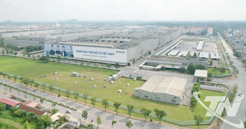 Sau hơn 10 năm đầu tư, Tổ hợp Samsung Thái Nguyên (thuộc Tập đoàn Samsung, Hàn Quốc) đã trở thành cứ điểm sản xuất điện thoại di động lớn nhất toàn cầu, đóng góp quan trọng vào kim ngạch xuất khẩu hàng hóa trên địa bàn tỉnh Thái Nguyên. Ảnh Nguyên Ngọc