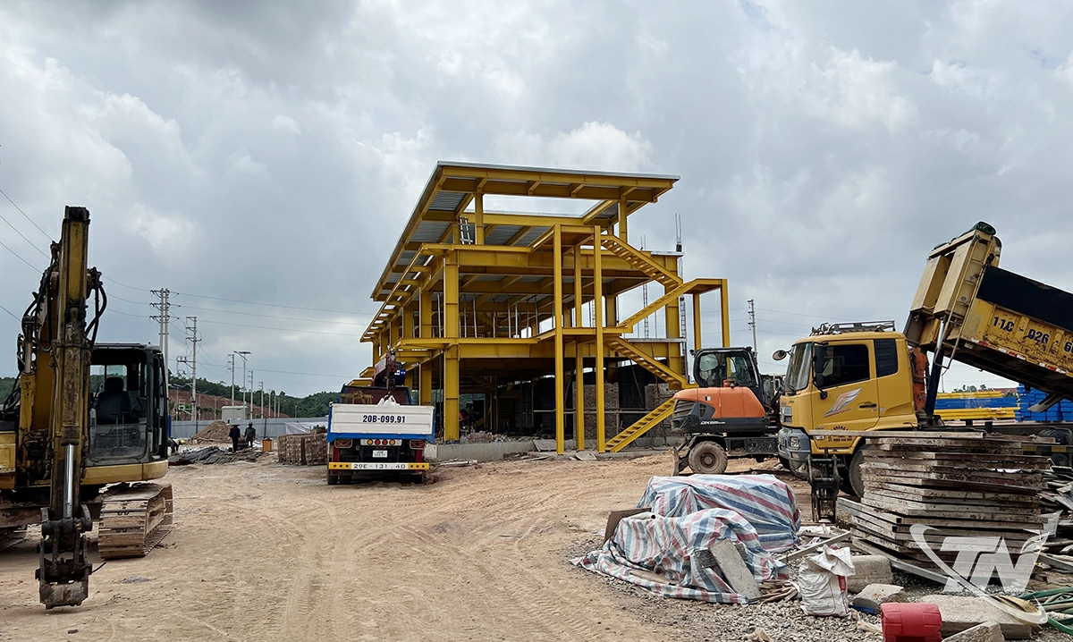 Một trong những nhà đầu tư thứ cấp xây dựng nhà máy sản xuất nhôm định hình tại Cụm công nghiệp Bảo Lý - Xuân Phương.