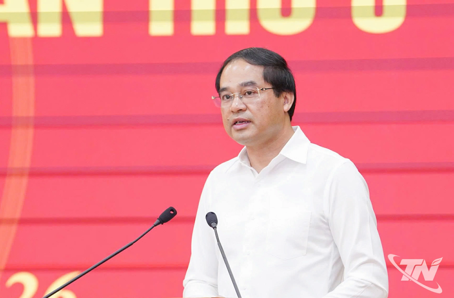Đồng chí Bí thư Tỉnh ủy Trịnh Xuân Trường quán triệt các nội dung quan trọng.
