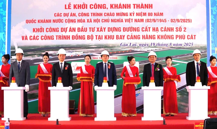 Khởi công Dự án đầu tư xây dựng đường cất hạ cánh số 2 Cảng hàng không Phù Cát - Ảnh 3.