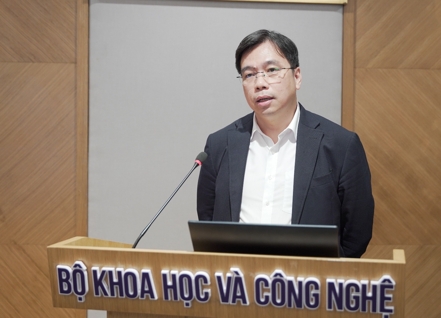 Thứ trưởng Vũ Hải Quân: "Rõ người, rõ việc, rõ trách nhiệm để hoàn thành mục tiêu năm 2025"- Ảnh 3. Thứ trưởng Vũ Hải Quân: "Rõ người, rõ việc, rõ trách nhiệm để hoàn thành mục tiêu năm 2025"- Ảnh 3.