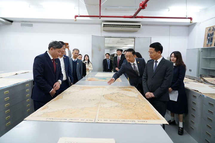 Triết học tạo nền tảng tư duy mở đường cho khoa học, c&ocirc;ng nghệ, đổi mới s&aacute;ng tạo v&agrave; chuyển đổi số- Ảnh 3.