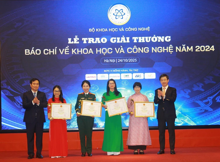 Thứ trưởng Bộ KH&CN Bùi Hoàng Phương: “Báo chí KH&CN là cầu nối giữa chính sách và thực tiễn” - Ảnh 5.