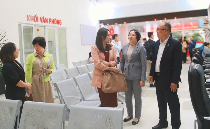 Bộ KH&CN đồng hành cùng Lâm Đồng tháo gỡ vướng mắc, nâng cao hiệu quả mô hình chính quyền địa phương hai cấp - Ảnh 7.