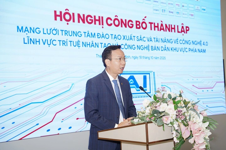 Công bố mạng lưới trung tâm đào tạo xuất sắc và tài năng về AI và bán dẫn- Ảnh 1. Công bố mạng lưới trung tâm đào tạo xuất sắc và tài năng về AI và bán dẫn- Ảnh 1.