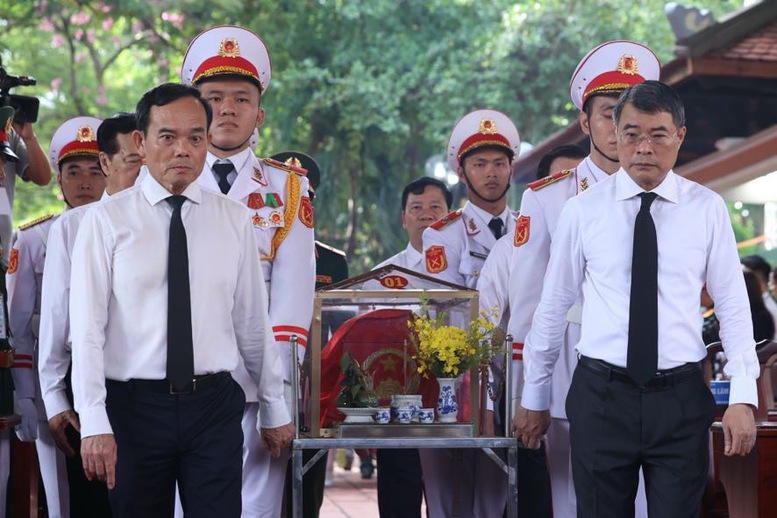 Thủ tướng Lê Minh Hưng: Bằng mọi giá, phải nỗ lực, quyết tâm cao nhất để tìm kiếm, quy tập và xác định danh tính hài cốt liệt sĩ- Ảnh 5.