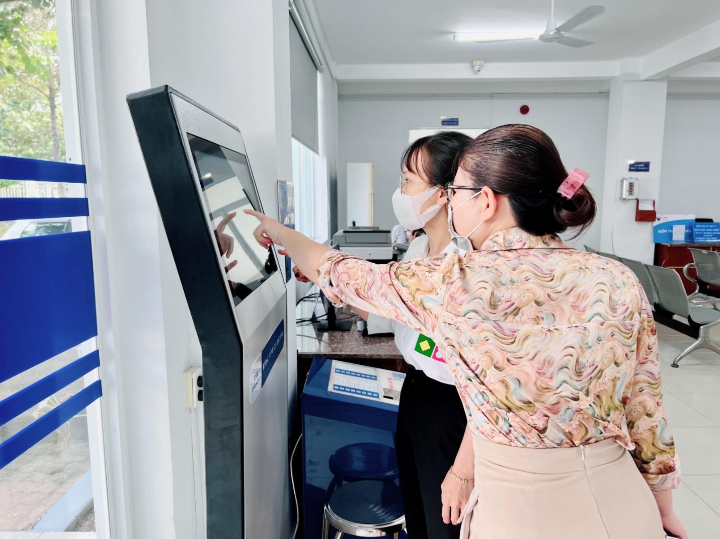 Kế hoạch 02-KH/BCĐTW: Nền tảng đưa GenAI và trợ lý ảo vào cải cách bộ máy hành chính- Ảnh 1. Kế hoạch 02-KH/BCĐTW: Nền tảng đưa GenAI và trợ lý ảo vào cải cách bộ máy hành chính- Ảnh 1.