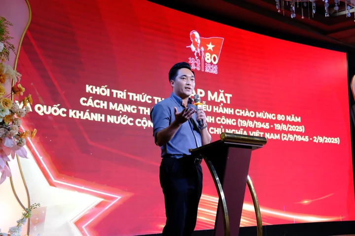 Trí thức Việt Nam đồng hành cùng dân tộc trong sự kiện trọng đại kỷ niệm 80 năm Quốc khánh- Ảnh 2. Trí thức Việt Nam đồng hành cùng dân tộc trong sự kiện trọng đại kỷ niệm 80 năm Quốc khánh- Ảnh 2.