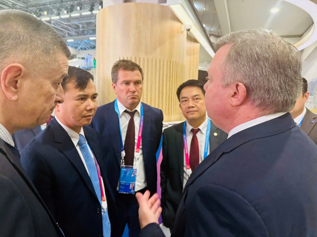 Thứ trưởng Bộ Khoa học và Công nghệ Bùi Thế Duy tham dự Diễn đàn Tuần lễ hạt nhân thế giới lần thứ nhất tại Matxcơva, Liên bang Nga - Ảnh 4.