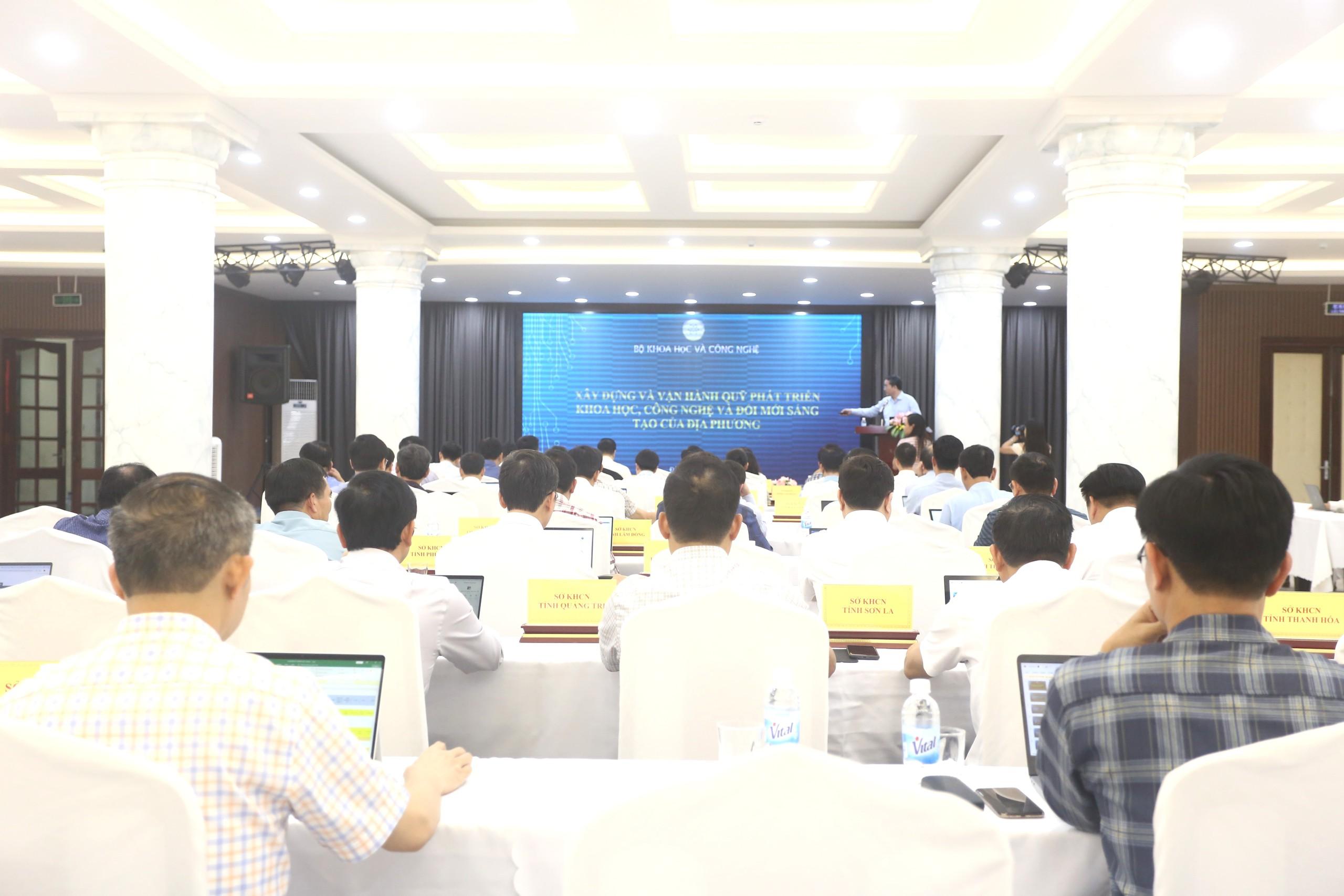 Thúc đẩy chuyển đổi số, phát triển kinh tế số và trí tuệ nhân tạo: Kiến tạo Việt Nam hùng cường trong kỷ nguyên số- Ảnh 1. Thúc đẩy chuyển đổi số, phát triển kinh tế số và trí tuệ nhân tạo: Kiến tạo Việt Nam hùng cường trong kỷ nguyên số- Ảnh 1.