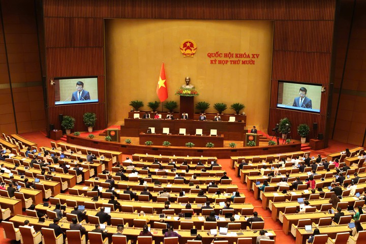 Quốc hội thông qua Luật Chuyển đổi số: Hoàn thiện hành lang pháp lý cho quá trình chuyển đổi số quốc gia - Ảnh 2.