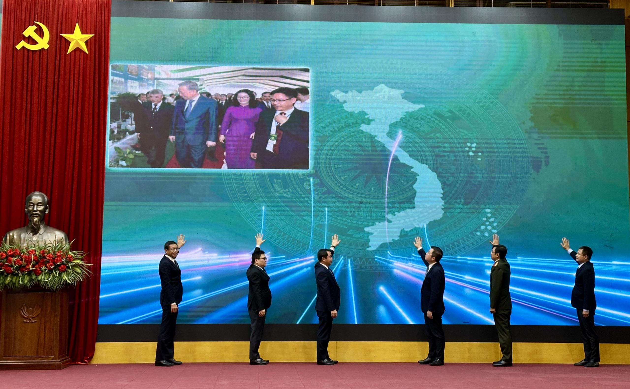 Ra mắt Hệ thống truy xuất nguồn gốc nông sản Việt Nam- Ảnh 2. Ra mắt Hệ thống truy xuất nguồn gốc nông sản Việt Nam- Ảnh 2.