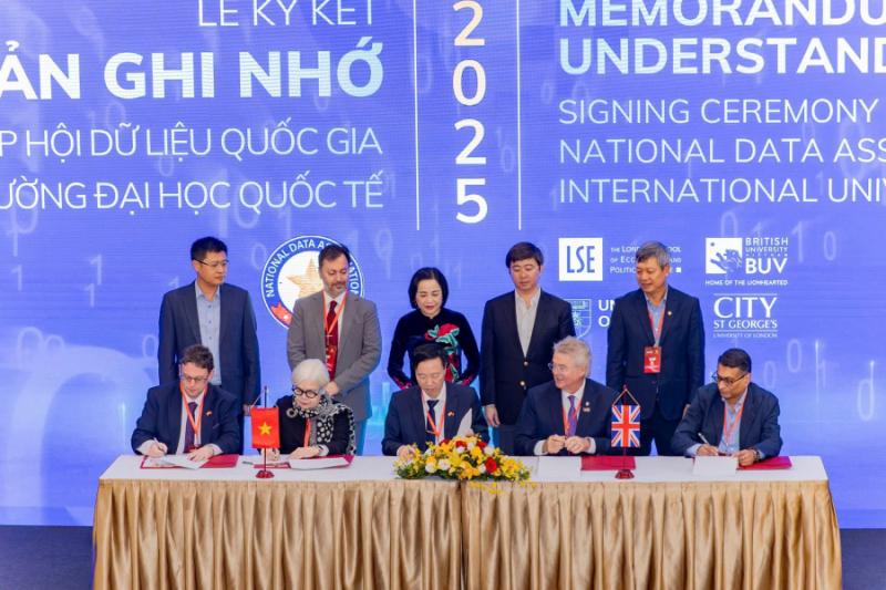 Kinh tế dữ liệu – trụ cột tăng trưởng mới của Việt Nam trong thập kỷ tới- Ảnh 2. Kinh tế dữ liệu – trụ cột tăng trưởng mới của Việt Nam trong thập kỷ tới- Ảnh 2.