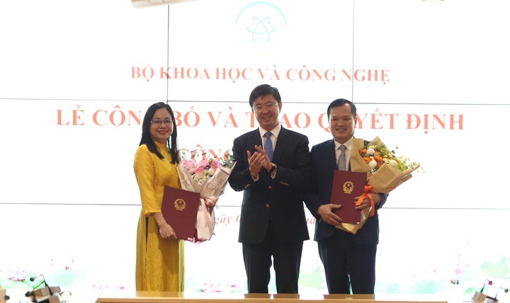 Bộ KH&CN công bố các quyết định về công tác cán bộ - Ảnh 1.