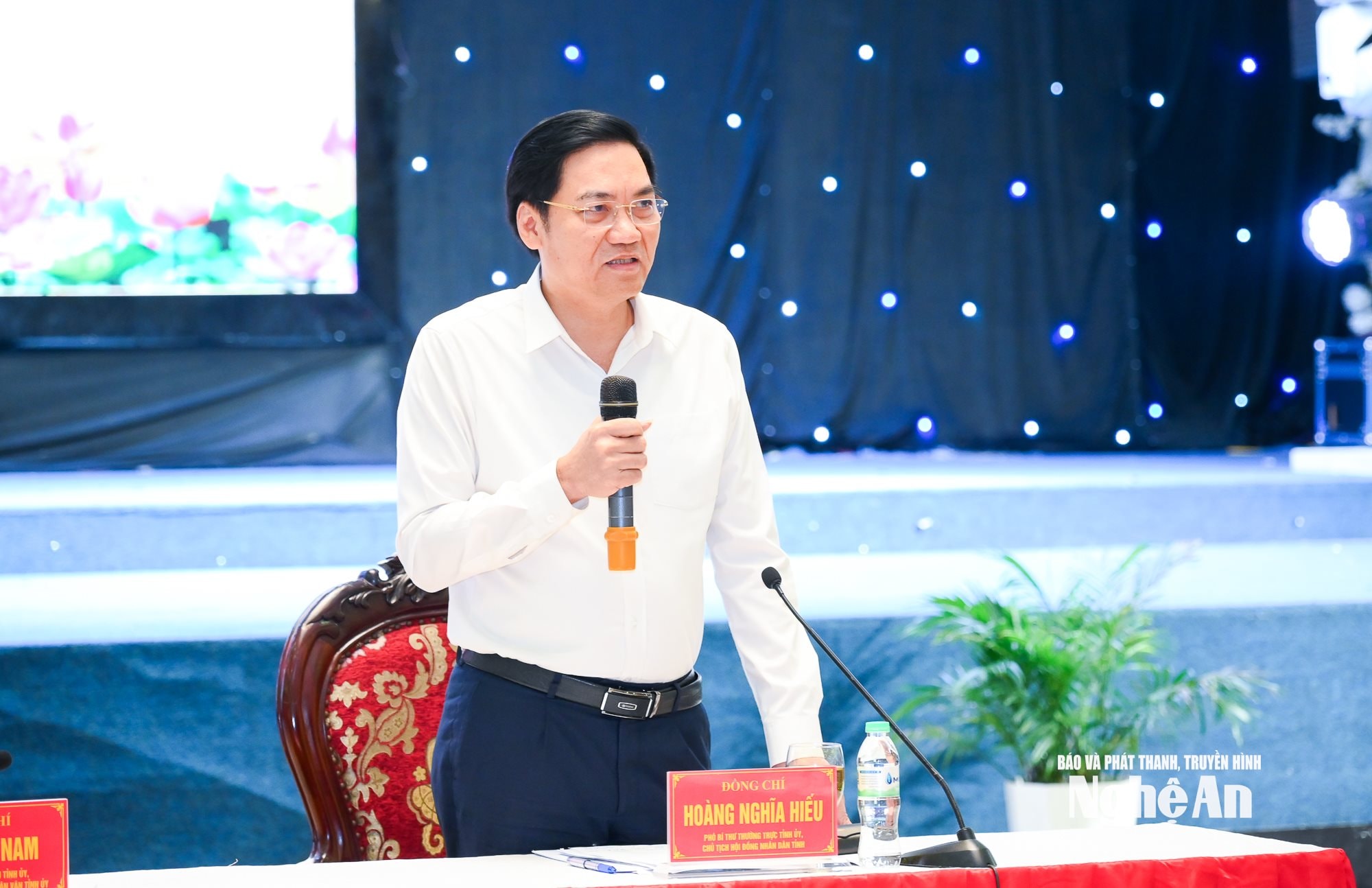 Họp báo trước đại hội-13