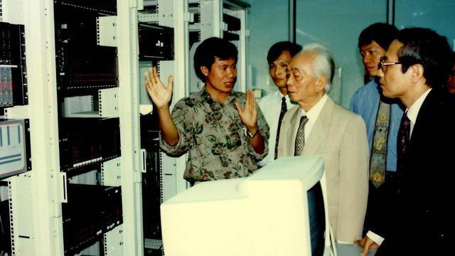 Những đột phá tạo nên cuộc “cách mạng số” đầu tiên của ngành Bưu chính Viễn thông - Ảnh 3.