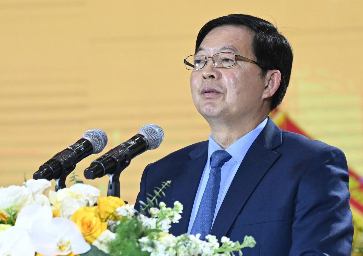 Bộ trưởng Nguyễn Mạnh H&ugrave;ng: &ldquo;S&aacute;ng tạo tại Việt Nam, l&agrave;m ra tại Việt Nam &ndash; để dẫn dắt&rdquo;- Ảnh 3.