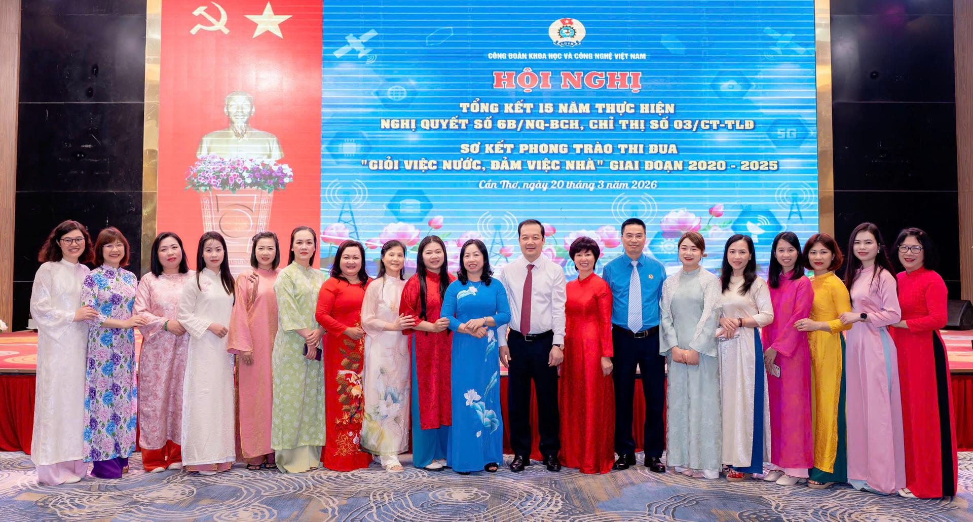 Công đoàn KH&CN cần trở thành kênh hỗ trợ thiết thực cho lao động nữ trong kỷ nguyên số và AI - Ảnh 3.